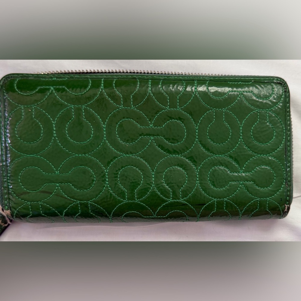 Coach Legacy Patent Leather Green Quilted Zip Around Purse Wallet Wristlet Y2K - Picture 4 of 6